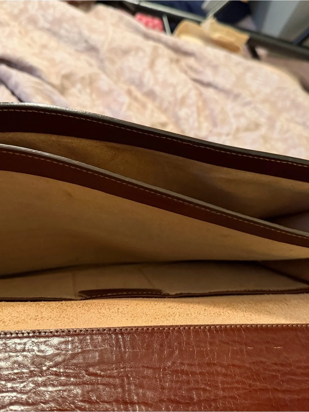 Classic Leather Briefcase in Chestnut Brown